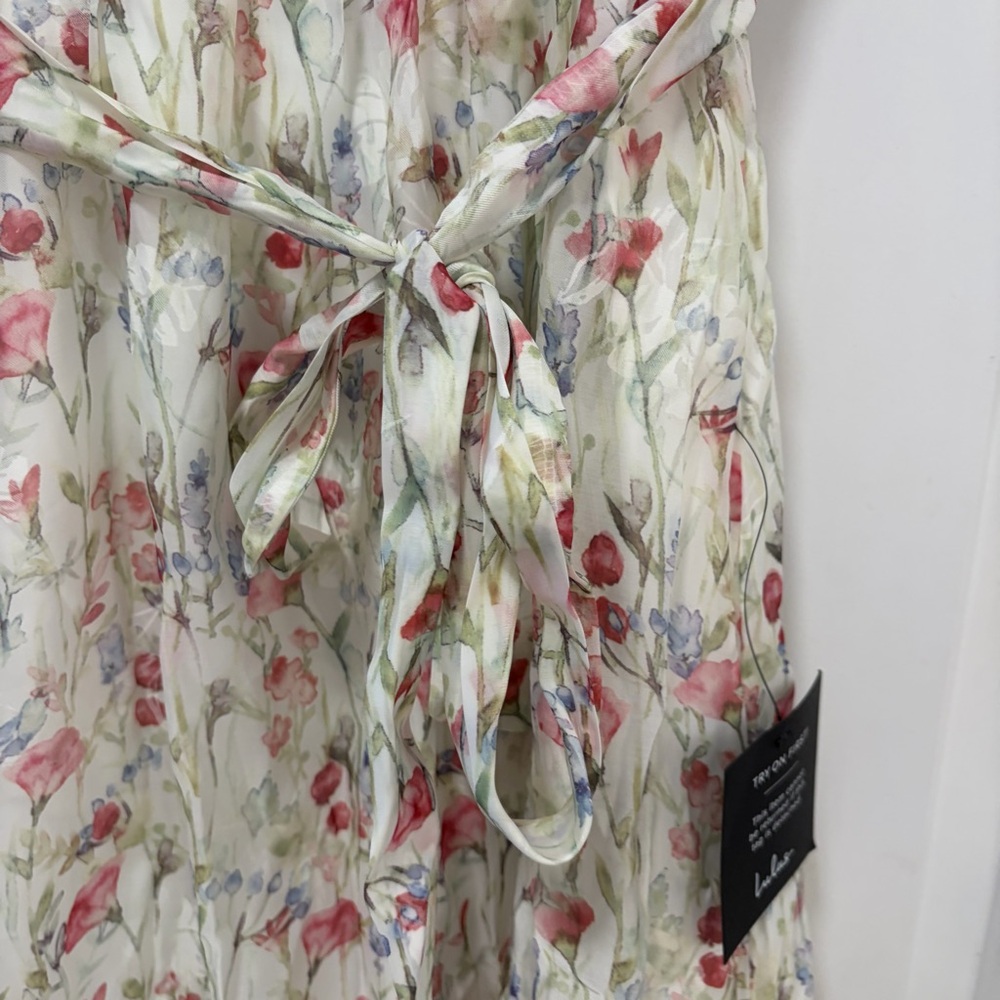 Lulus Galiena NWT size Small Ivory‎ Floral Tiered Puff Sleeve Midi Dress - Picture 5 of 14